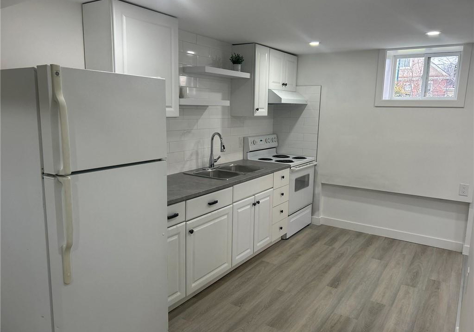 9-jasper-drive-stoney-creek-ontario-40822182