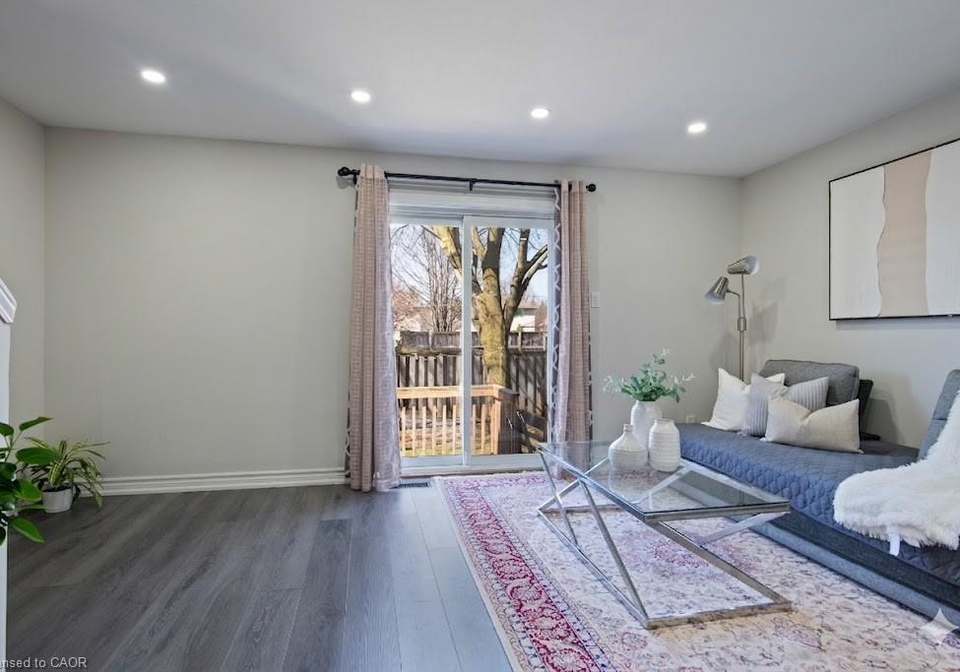 465-woolwich-street-waterloo-ontario-40822185