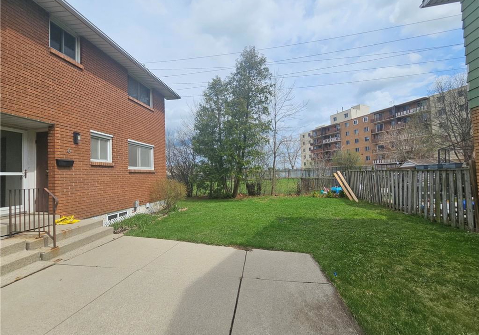 161-berkindale-drive-hamilton-ontario-40822194