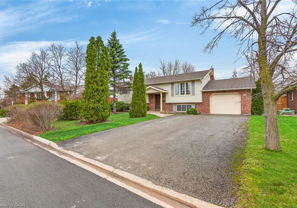 31-killins-street-smithville-ontario-40822237