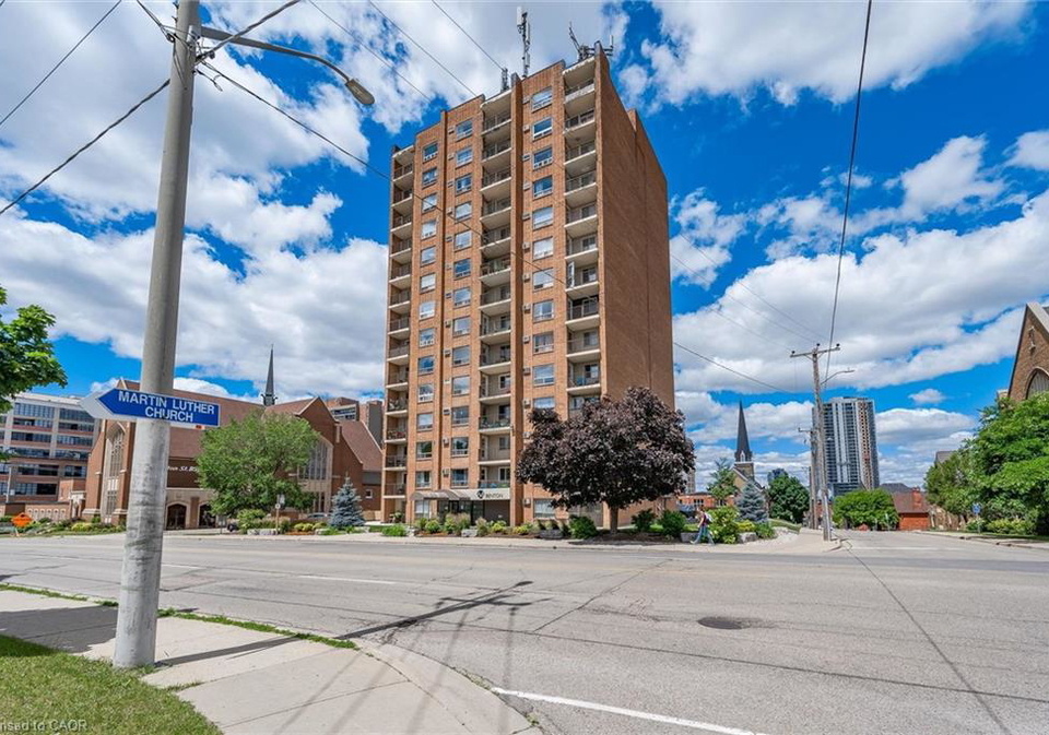 64-benton-street-kitchener-ontario-40822239