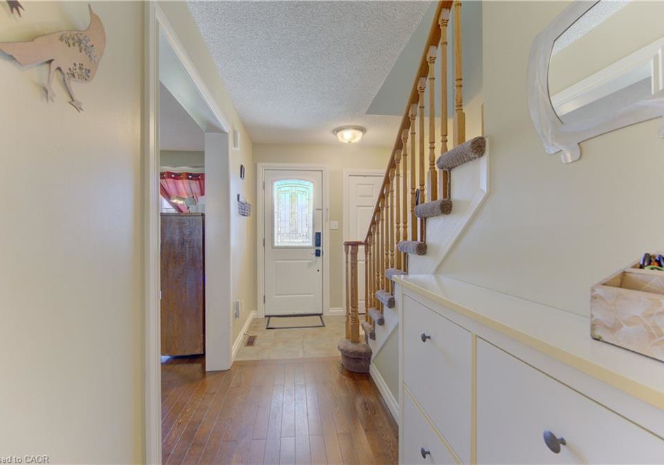 19-broom-street-ayr-ontario-40822264