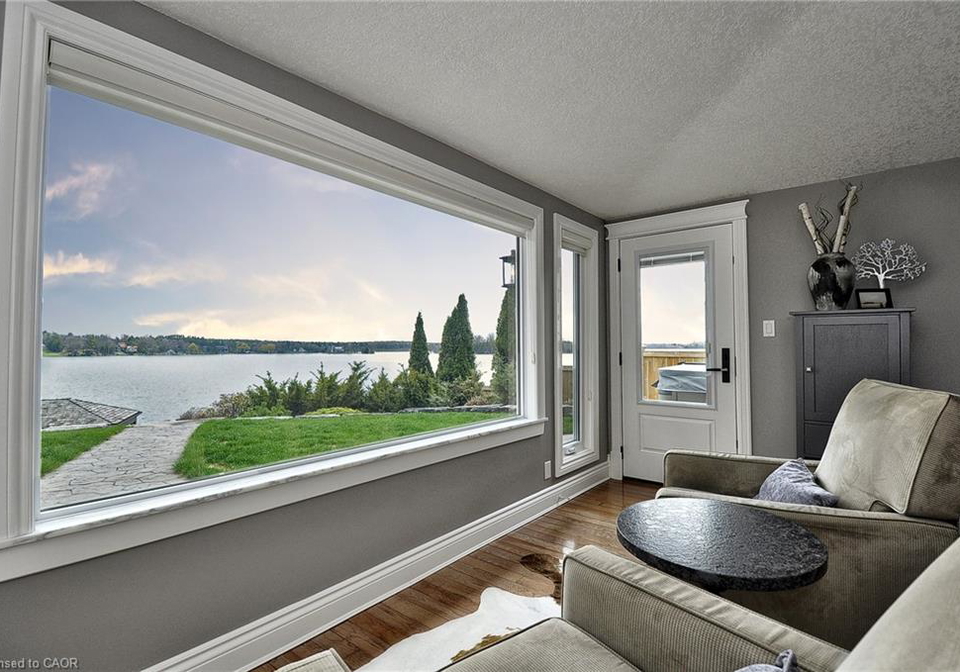 9-lake-avenue-e-puslinch-ontario-40822271