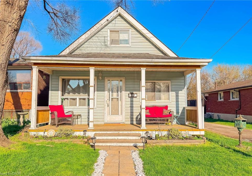 717-knox-avenue-hamilton-ontario-40822292