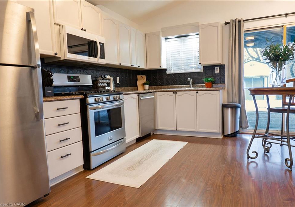 717-knox-avenue-hamilton-ontario-40822292