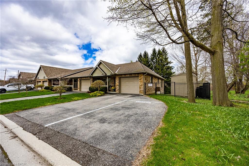 93-elmhurst-avenue-simcoe-ontario-40822337