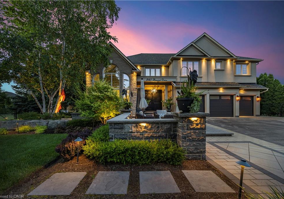 2147-berwick-drive-burlington-ontario-40822347