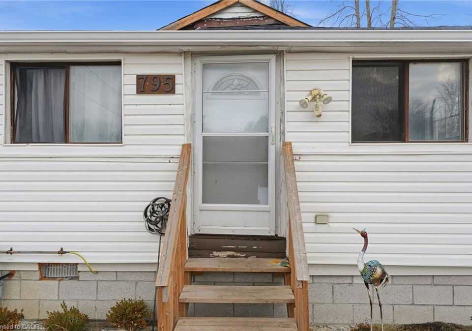 795-third-avenue-georgina-ontario-40822402