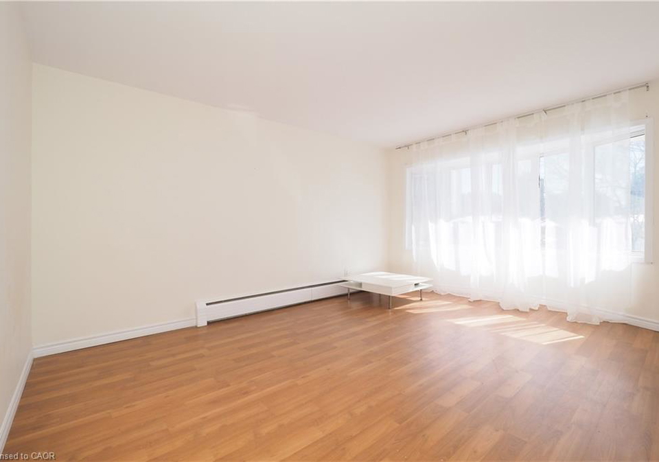 24-austin-drive-waterloo-ontario-40822455