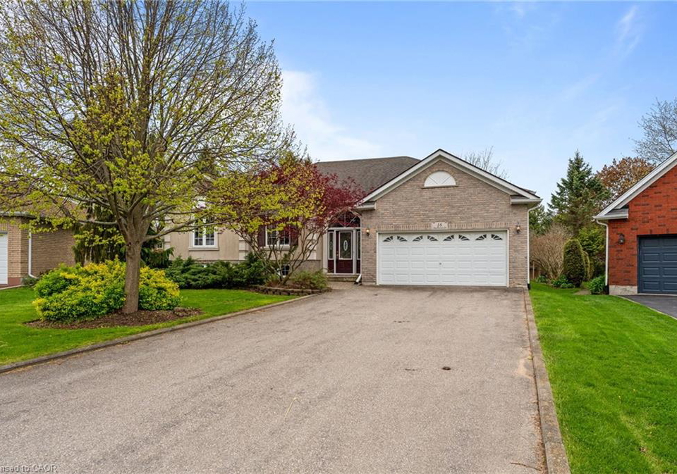 16-macpherson-drive-paris-ontario-40822456