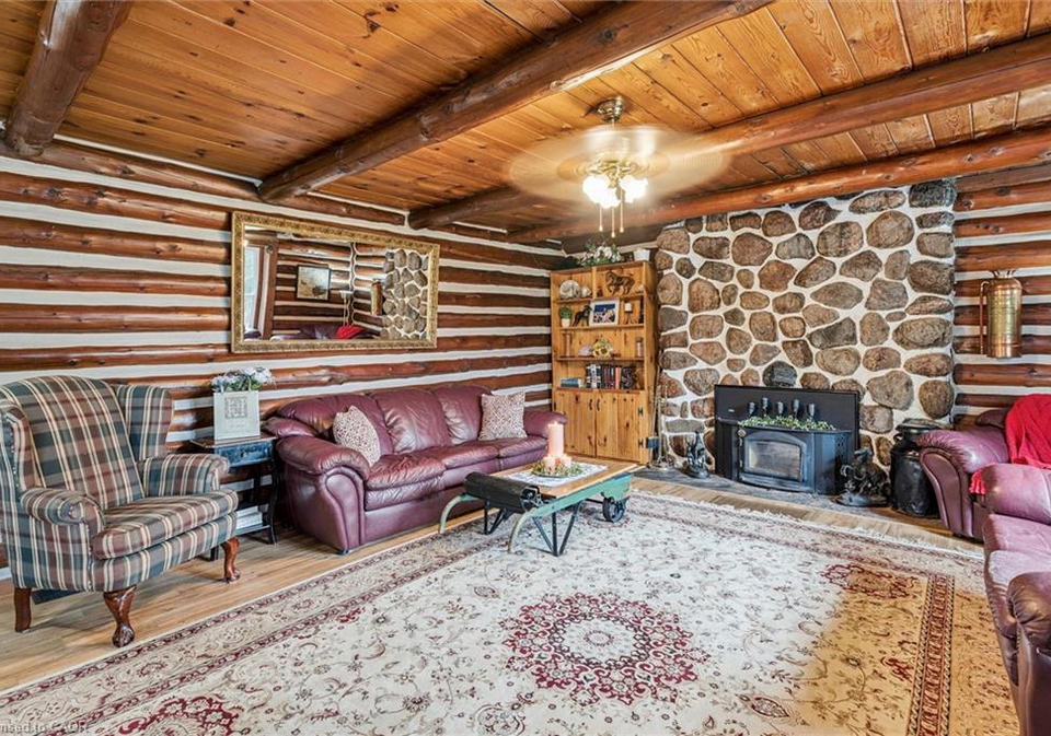 411-peggs-mountain-road-burks-falls-ontario-40822469