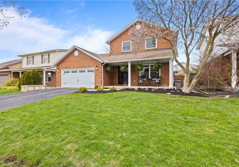 7-colonial-crescent-brantford-ontario-40822498