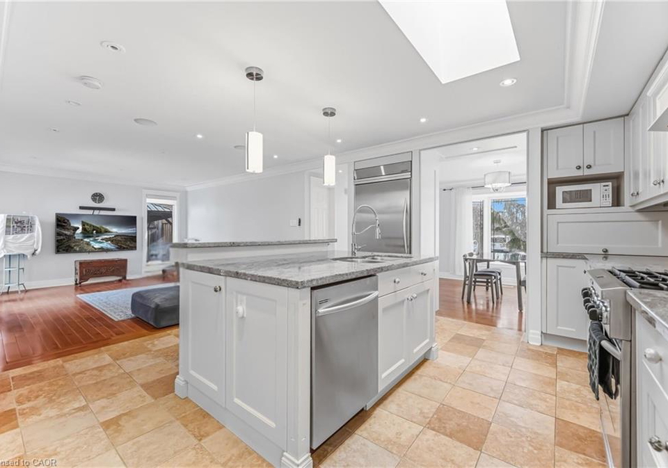 34-lorraine-crescent-brampton-ontario-40822528