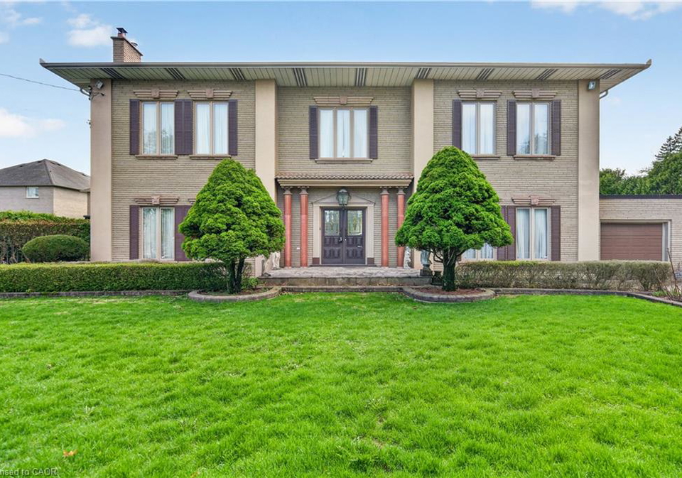 213-stone-church-road-w-hamilton-ontario-40822618