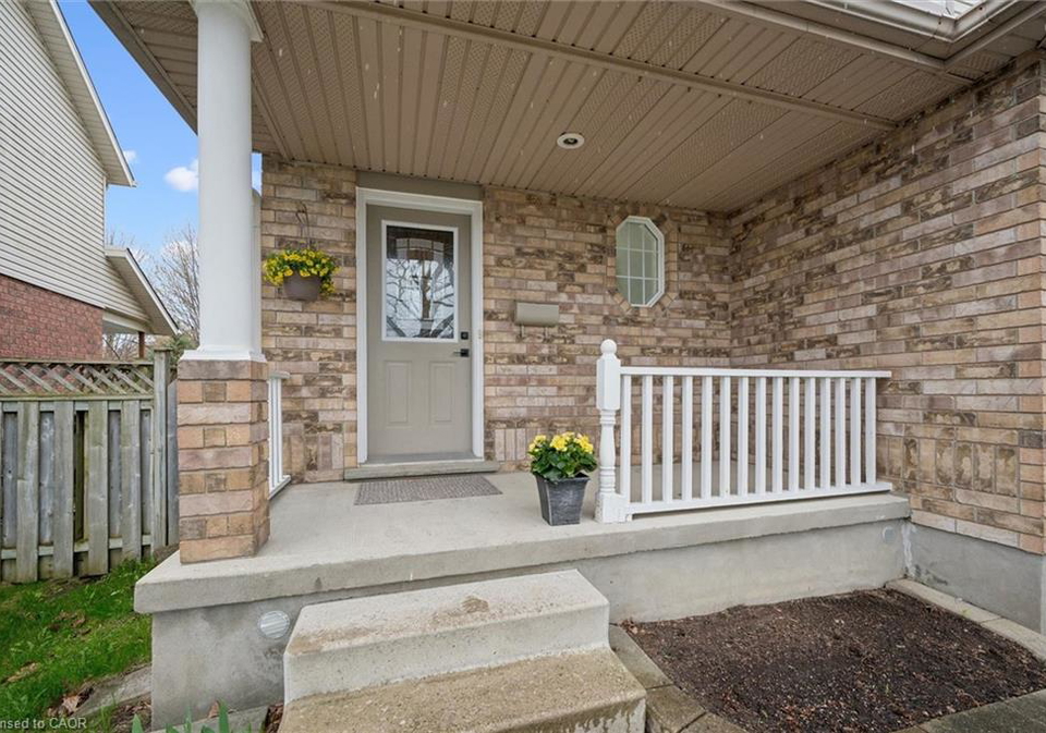 116-kerwood-drive-cambridge-ontario-40822620