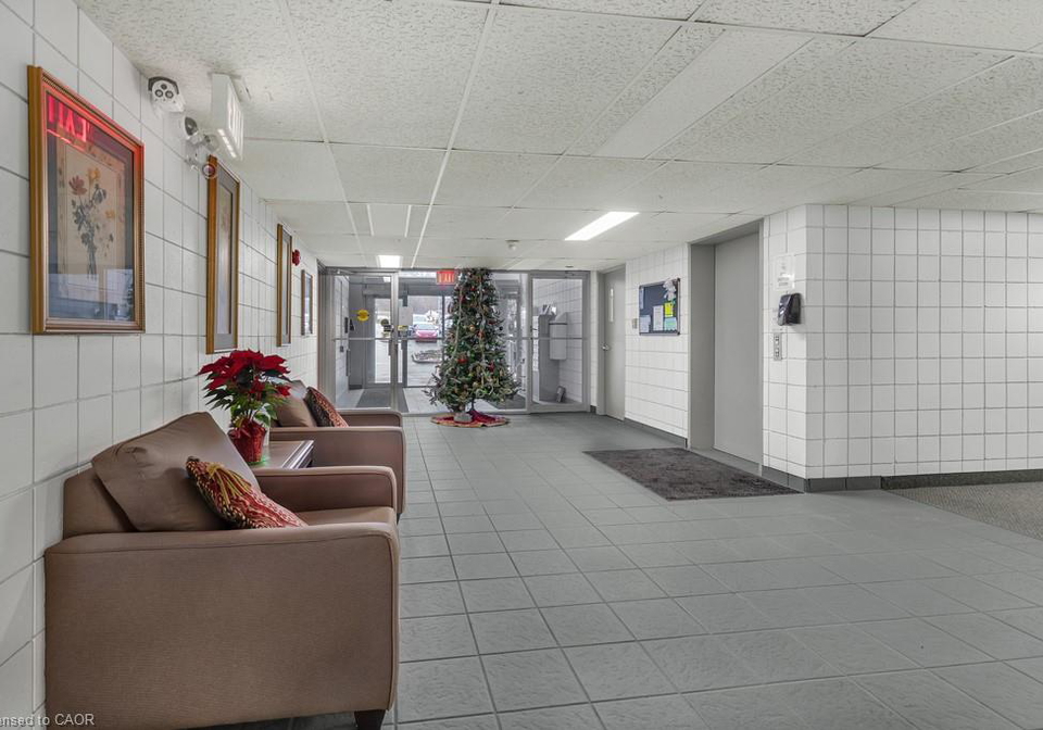163-ferguson-drive-woodstock-ontario-40822643
