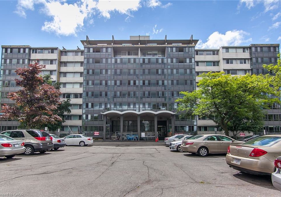 24-midland-drive-kitchener-ontario-40822652
