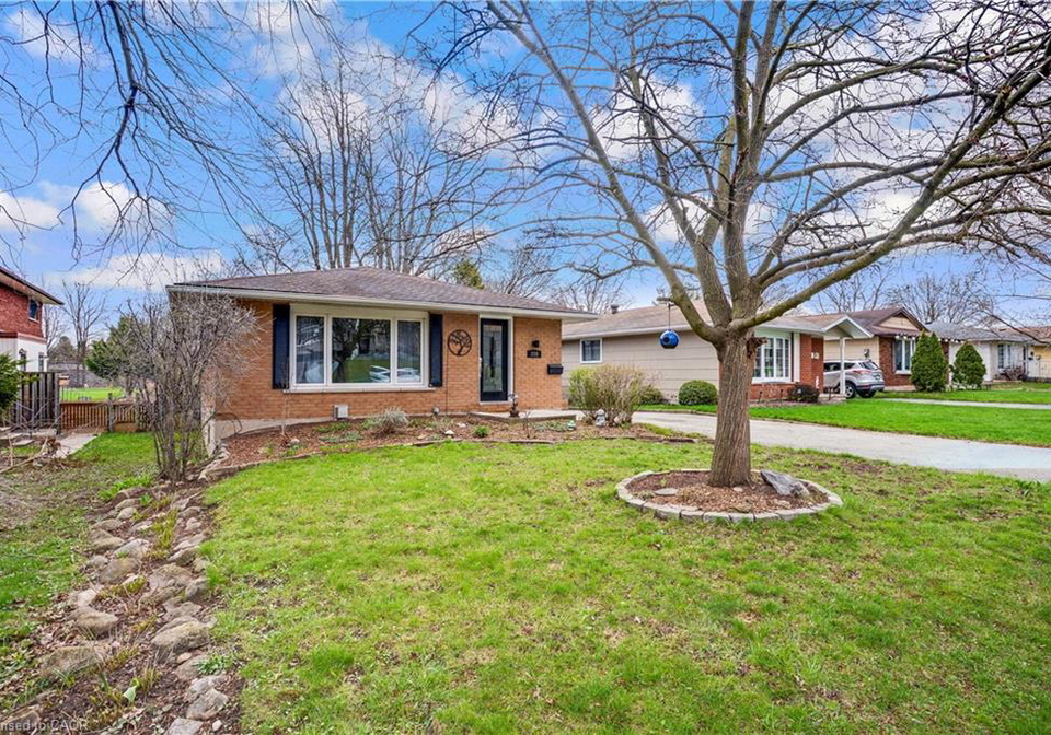 218-blair-road-cambridge-ontario-40822653