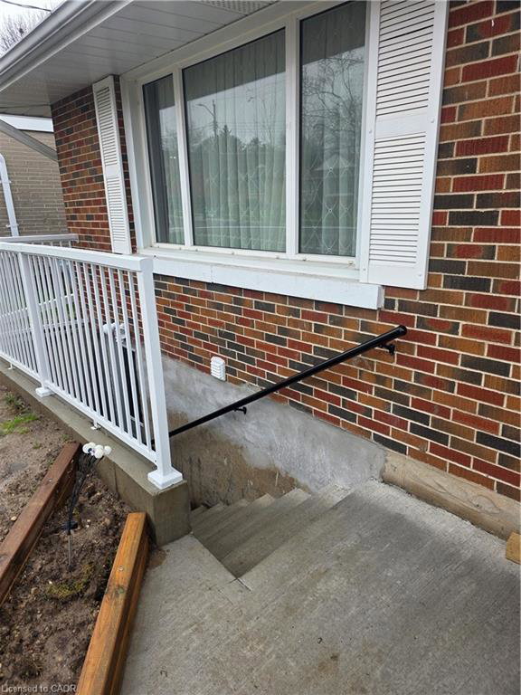 22-montrose-avenue-kitchener-ontario-40822673