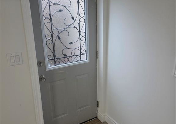 22-montrose-avenue-kitchener-ontario-40822673