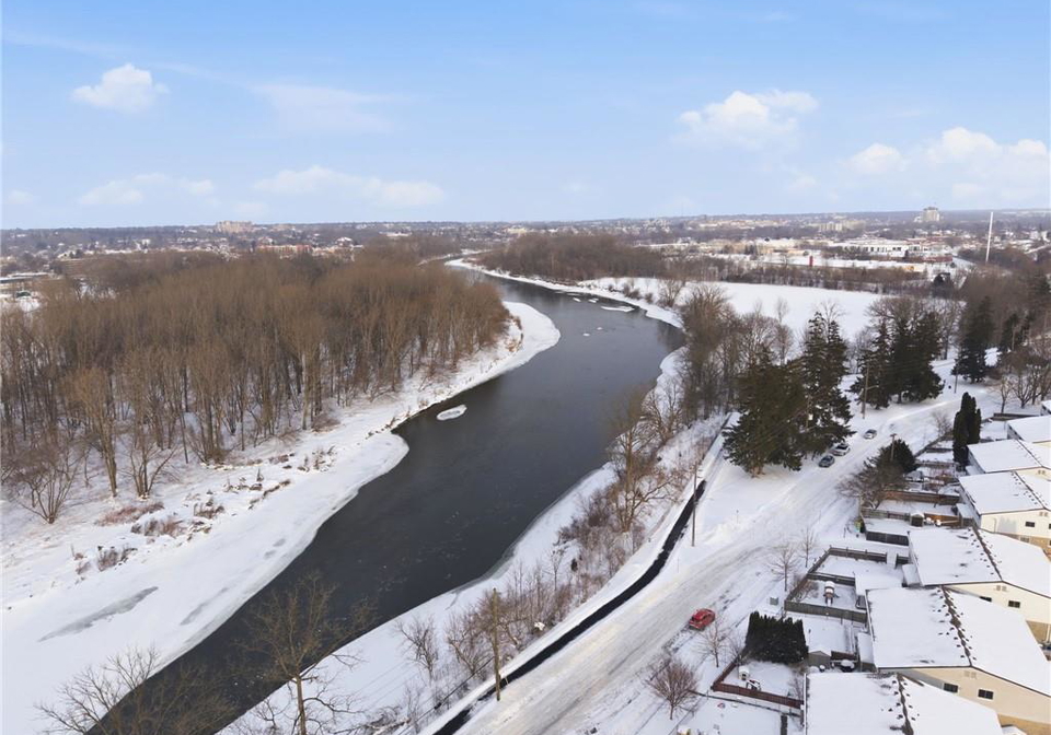 35-oakhill-drive-brantford-ontario-40822693