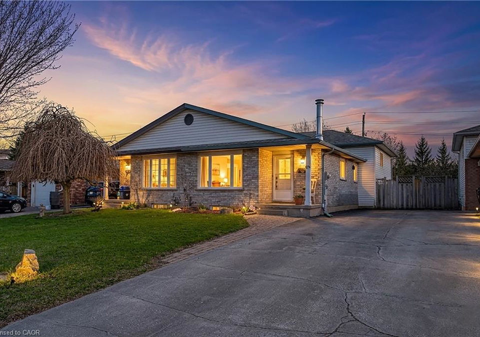 48-tamvale-crescent-kitchener-ontario-40822716