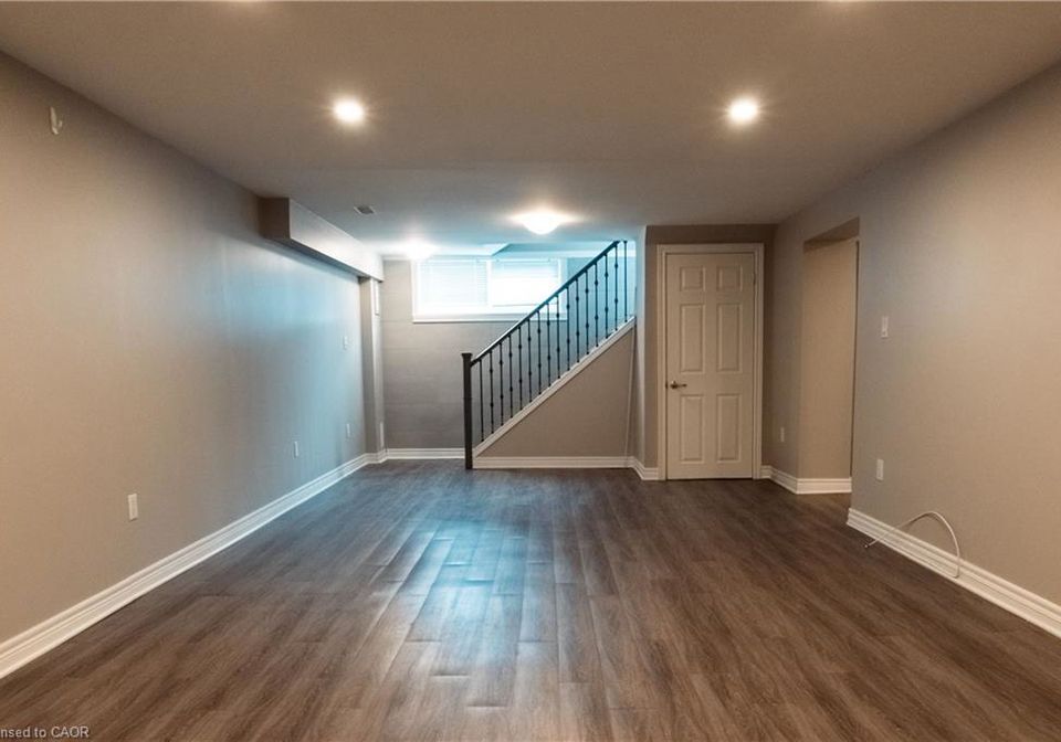8-salmond-court-hamilton-ontario-40822736