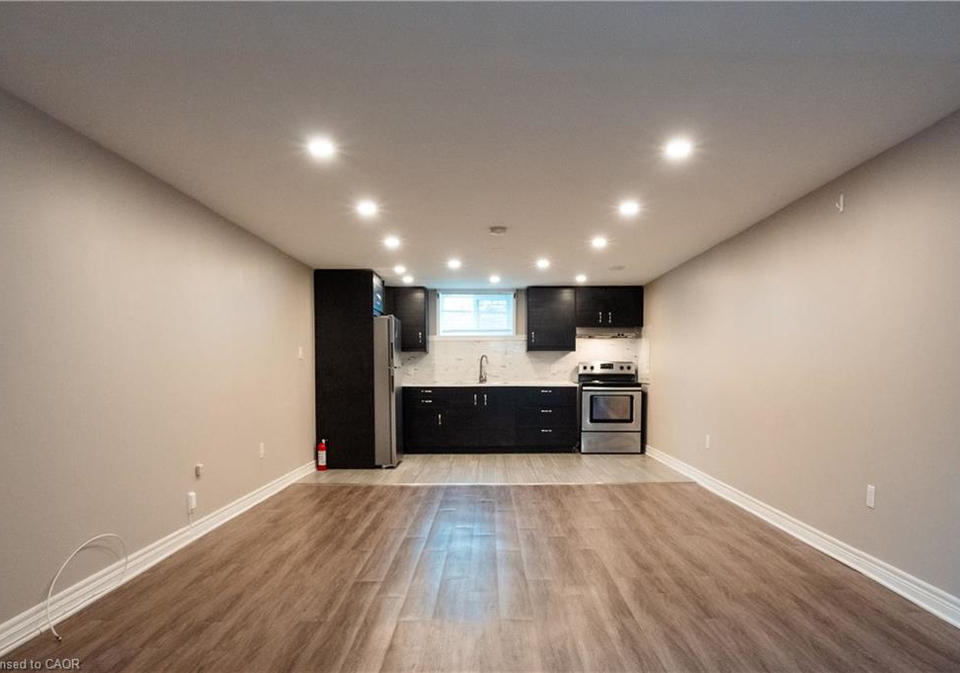 8-salmond-court-hamilton-ontario-40822736