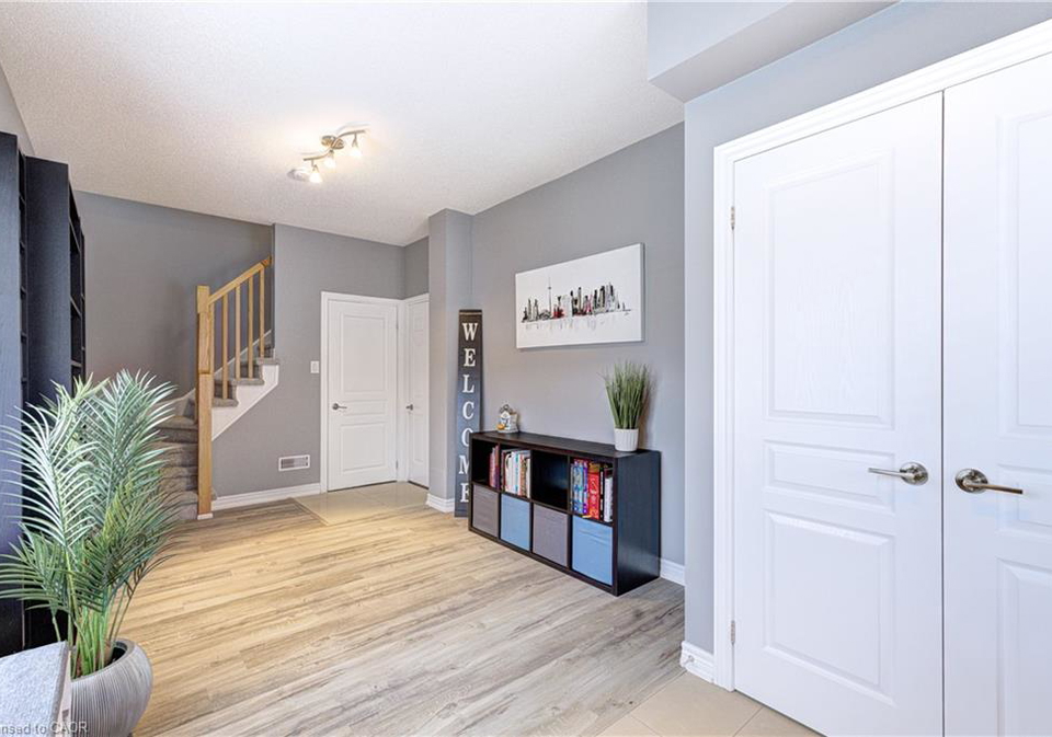 1401-plains-road-e-burlington-ontario-40822751