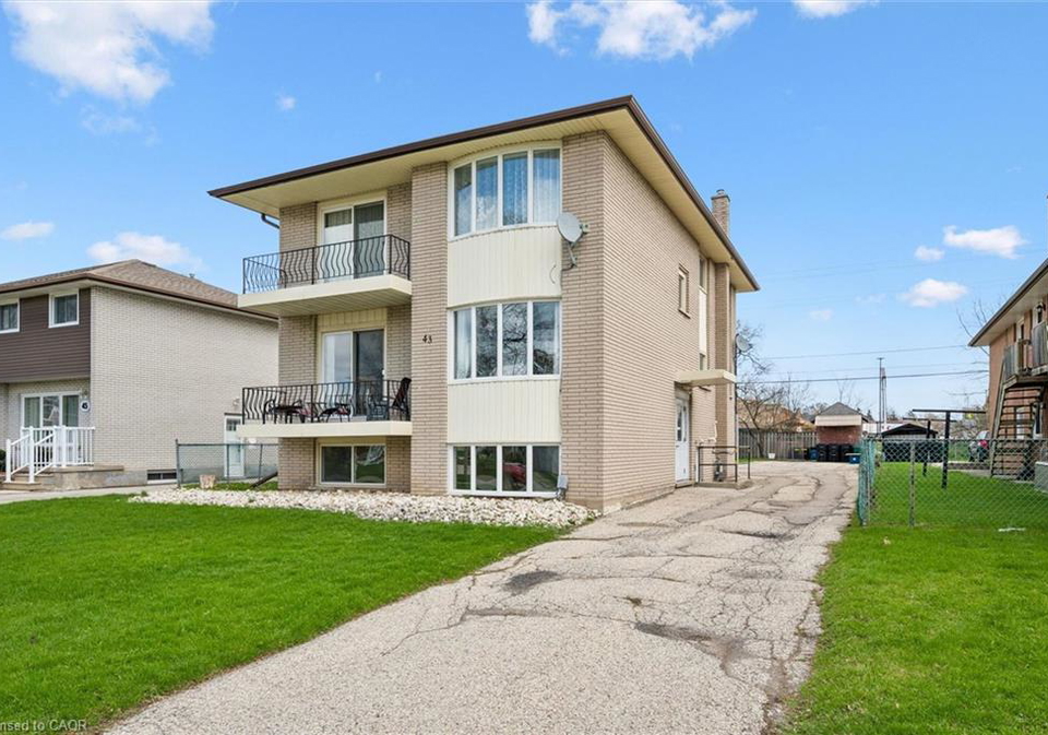 43-secord-avenue-kitchener-ontario-40822756