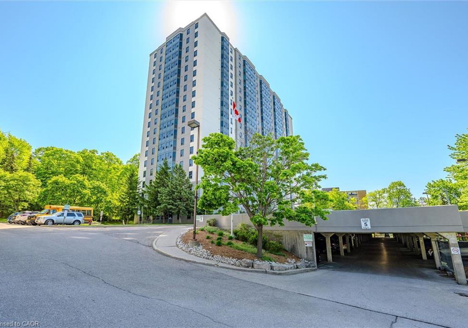 55-green-valley-drive-kitchener-ontario-40822828