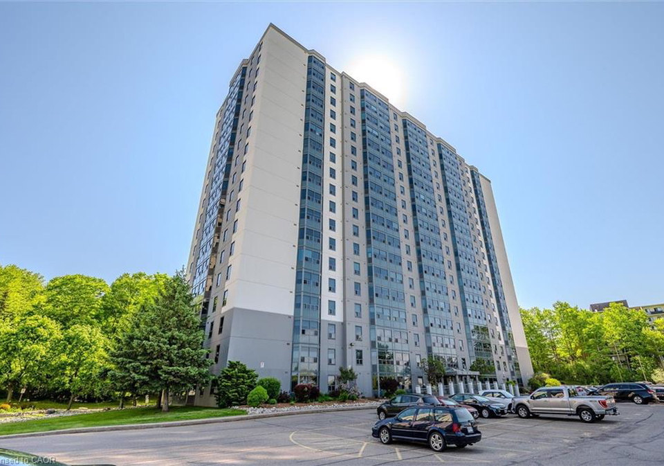 55-green-valley-drive-kitchener-ontario-40822828