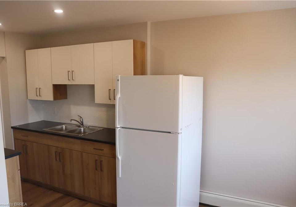 366-darling-street-brantford-ontario-40822900