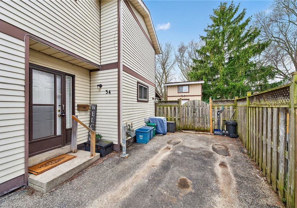 34-enfield-crescent-brantford-ontario-40822901