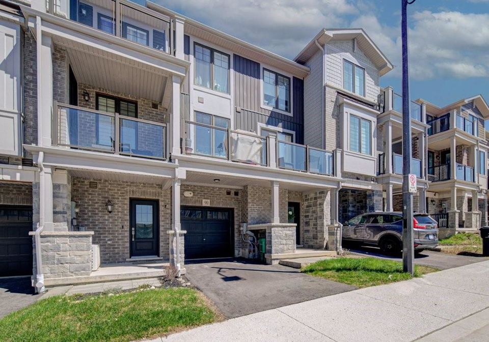 10-birmingham-drive-cambridge-ontario-40822923