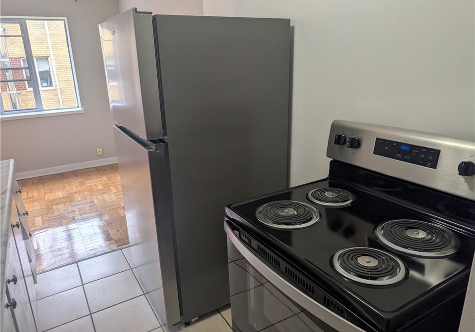2035-prospect-street-burlington-ontario-40822928