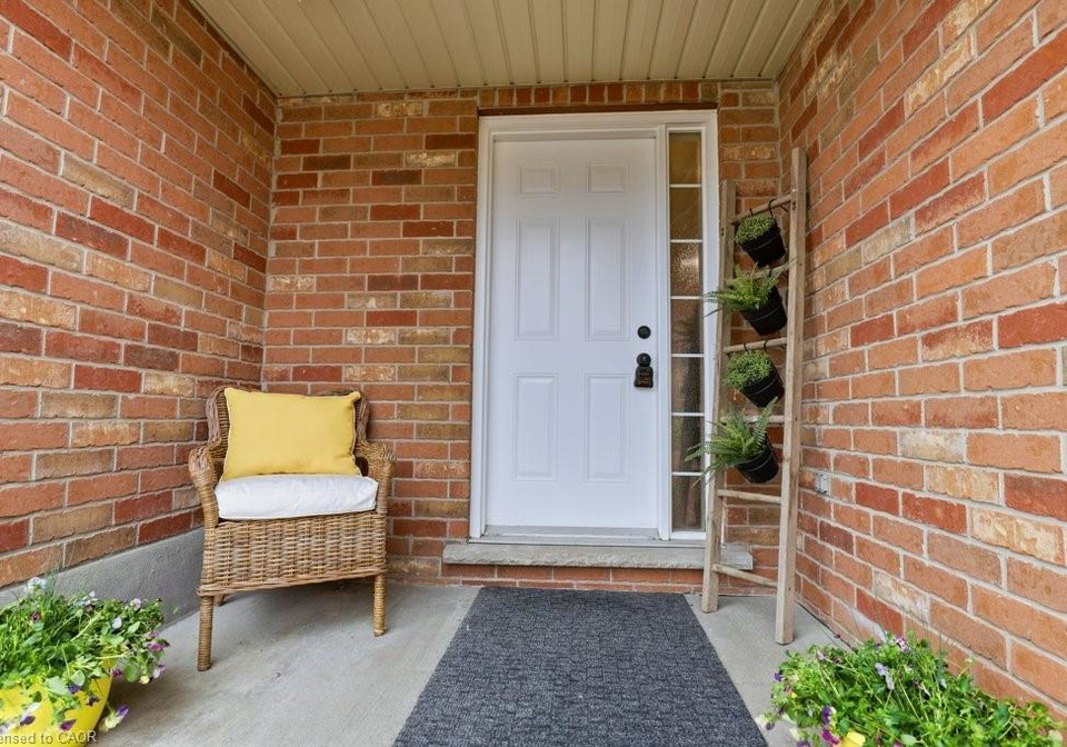 42-fallowfield-drive-kitchener-ontario-40822929