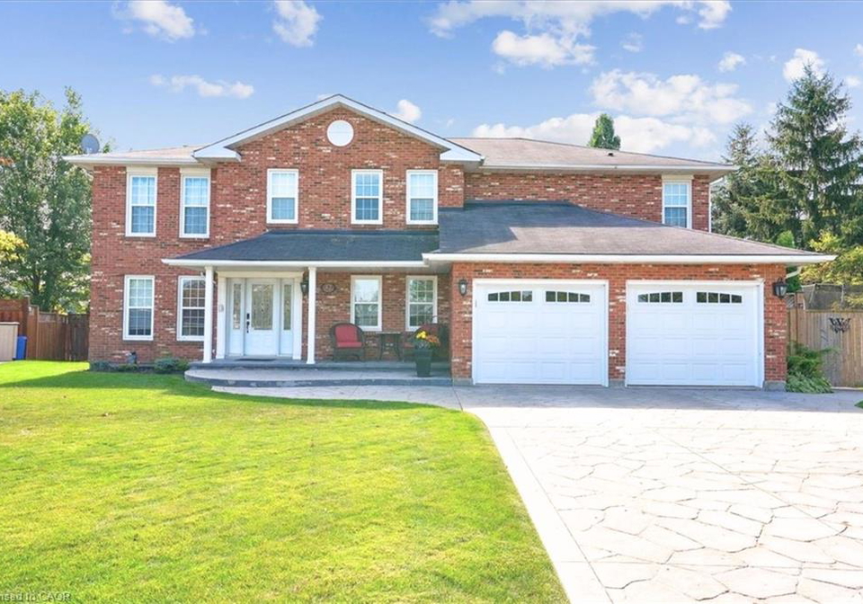42-farewell-crescent-smithville-ontario-40822931