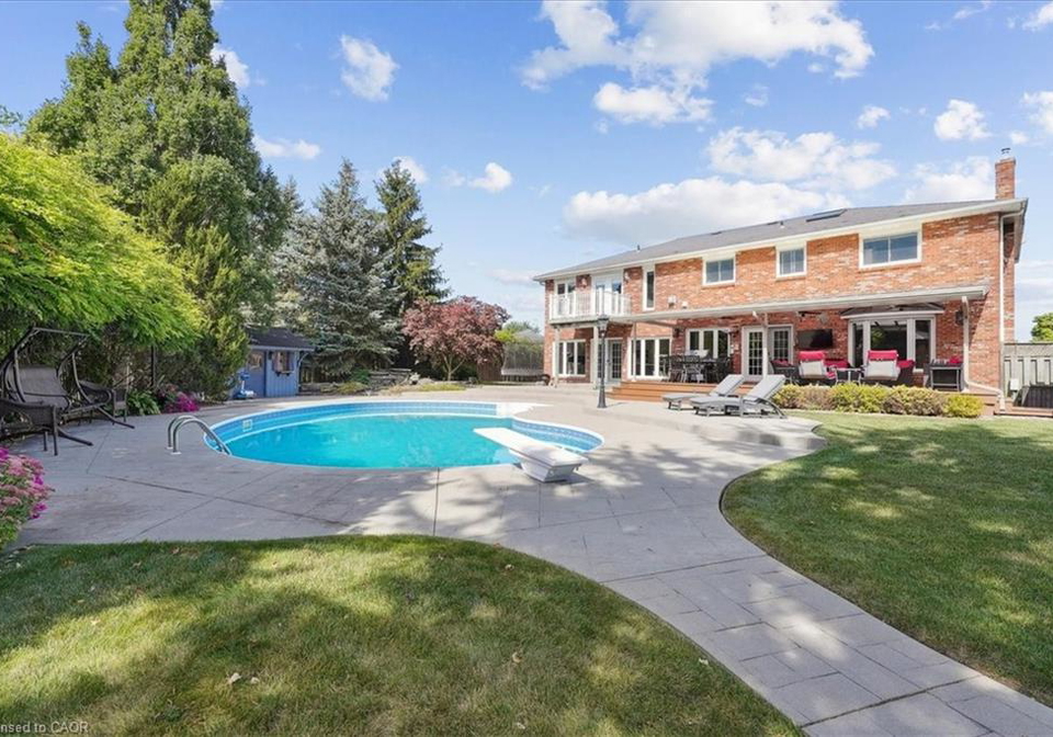 42-farewell-crescent-smithville-ontario-40822931