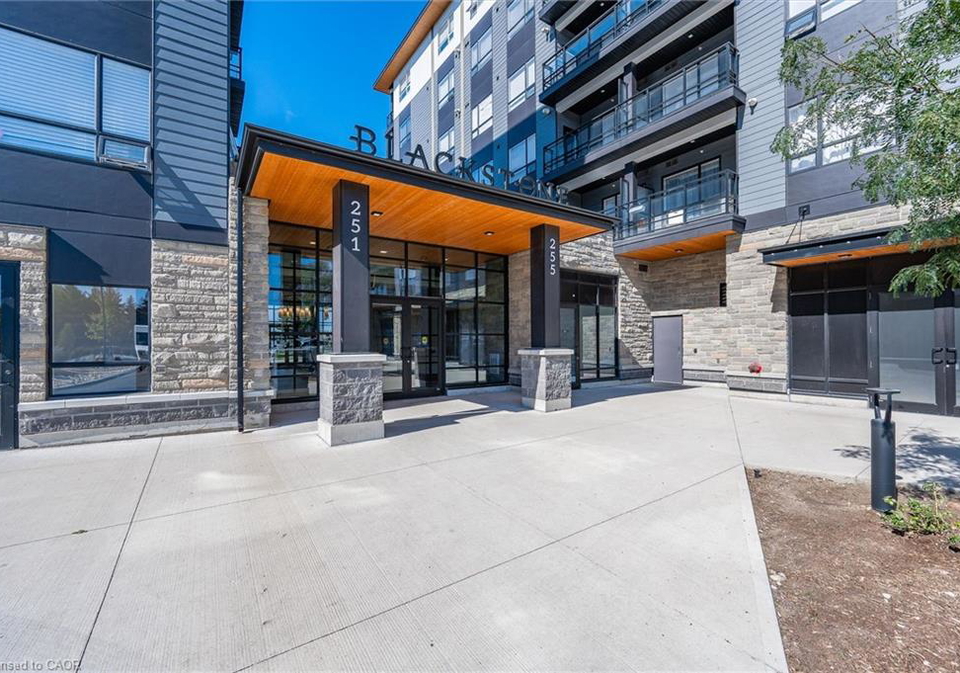 255-northfield-drive-e-waterloo-ontario-40822949