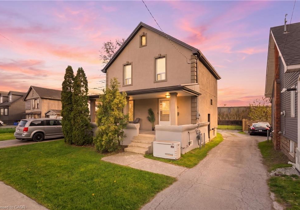 204-beach-boulevard-hamilton-ontario-40822954