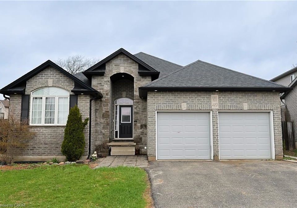 49-woodhatch-crescent-ingersoll-ontario-40822994