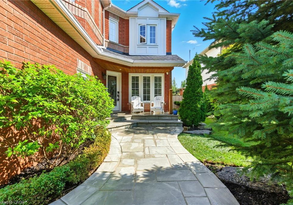 106-ryans-way-waterdown-ontario-40823014