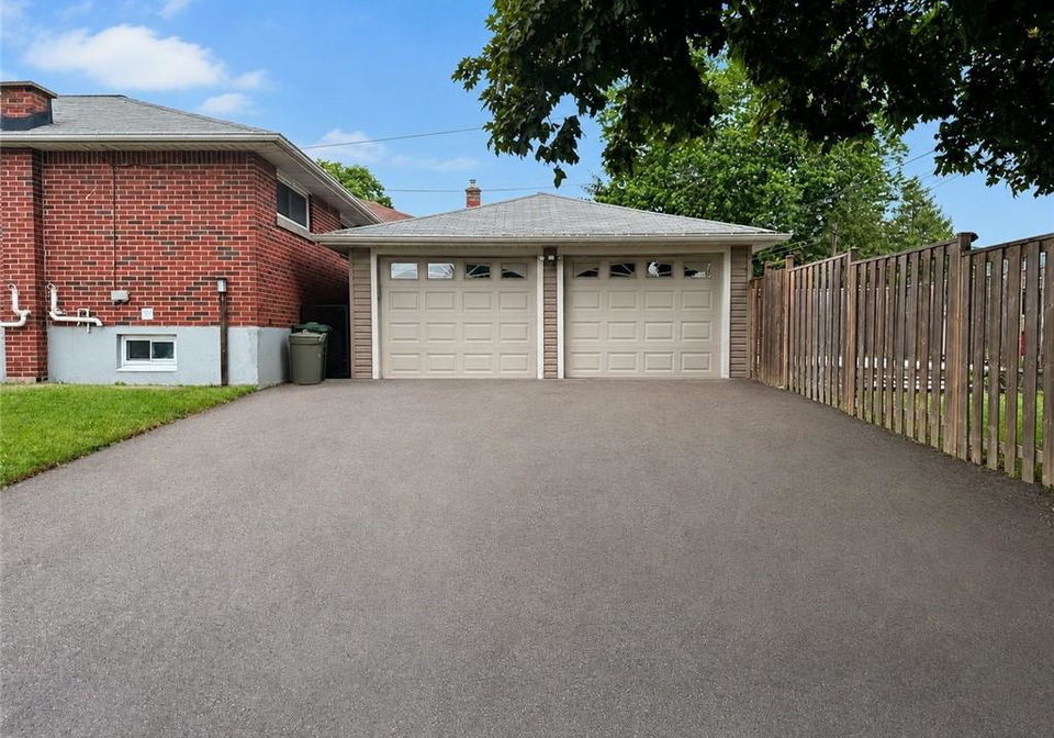 144-winchester-boulevard-hamilton-ontario-40823020