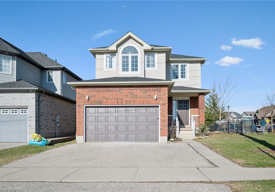649-doon-south-drive-kitchener-ontario-40823053