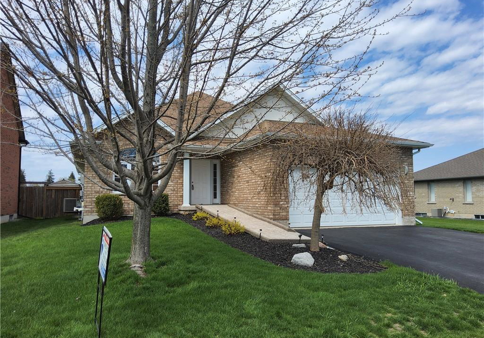 39-driftwood-drive-simcoe-ontario-40823087