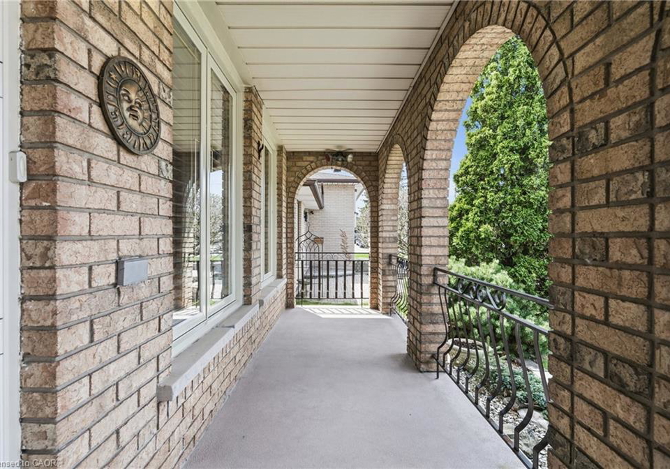 263-guildwood-drive-hamilton-ontario-40823097