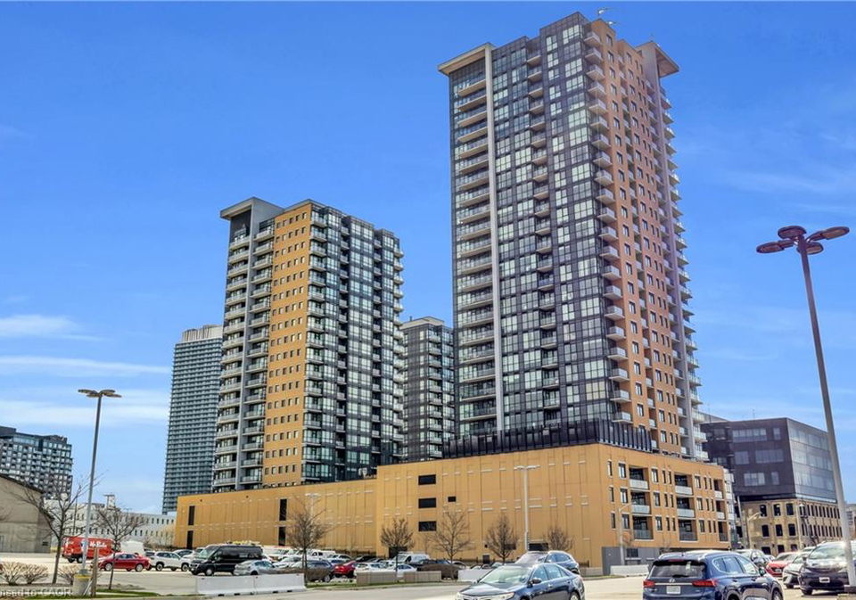 104-garment-street-kitchener-ontario-40823133