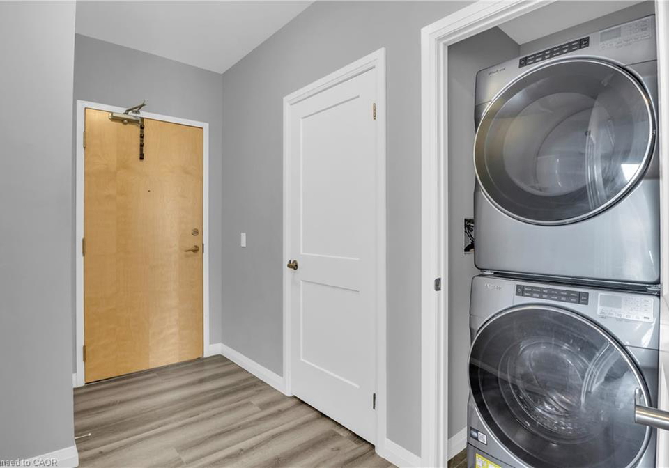 104-garment-street-kitchener-ontario-40823133