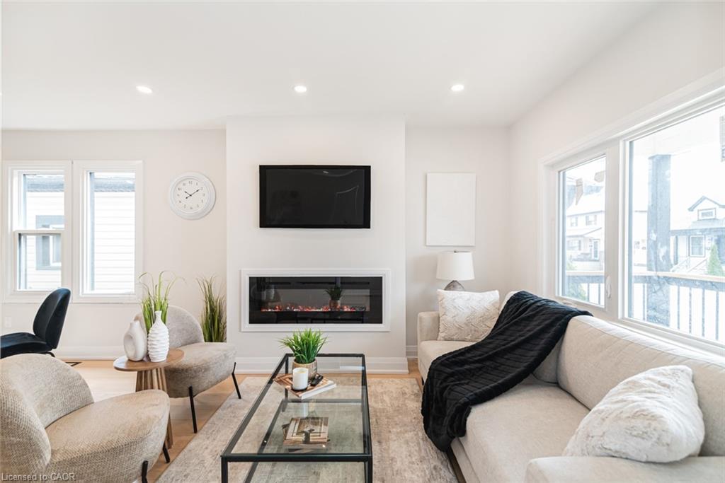 297-britannia-avenue-hamilton-ontario-40823208